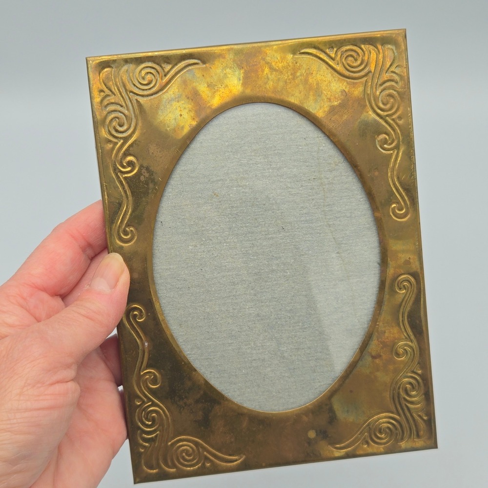 Vintage Ornate Embossed Brass Picture Frame Oval Interior Easel or Wall 6.5"